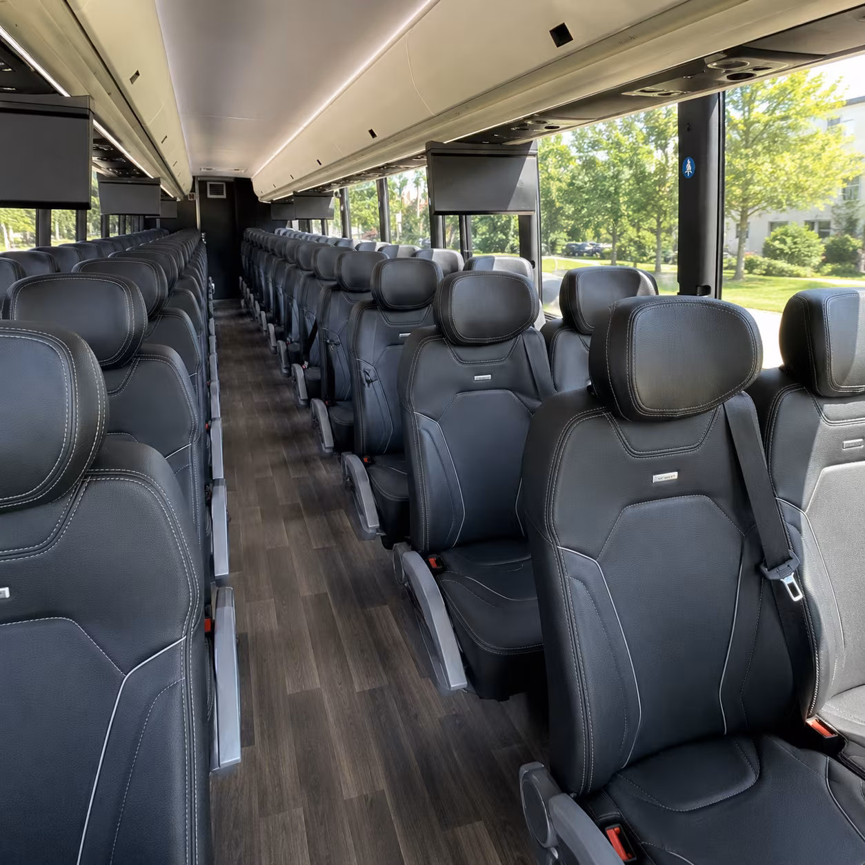 Eugene Airport Shuttle & Transportation party bus exterior