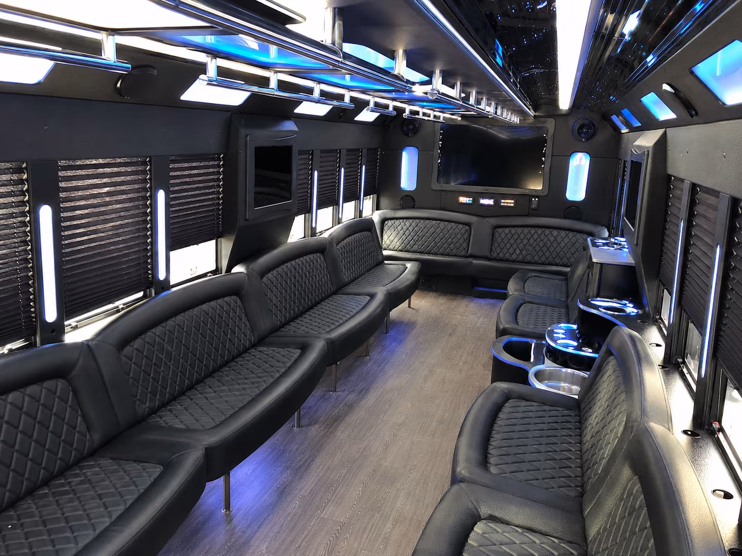Eugene Winery Tour & Pub Crawl Transportation onboard seating