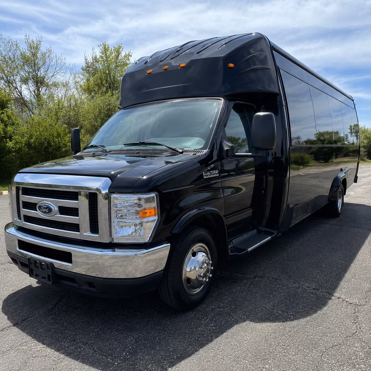 Hillsboro Winery Tour & Pub Crawl Transportation